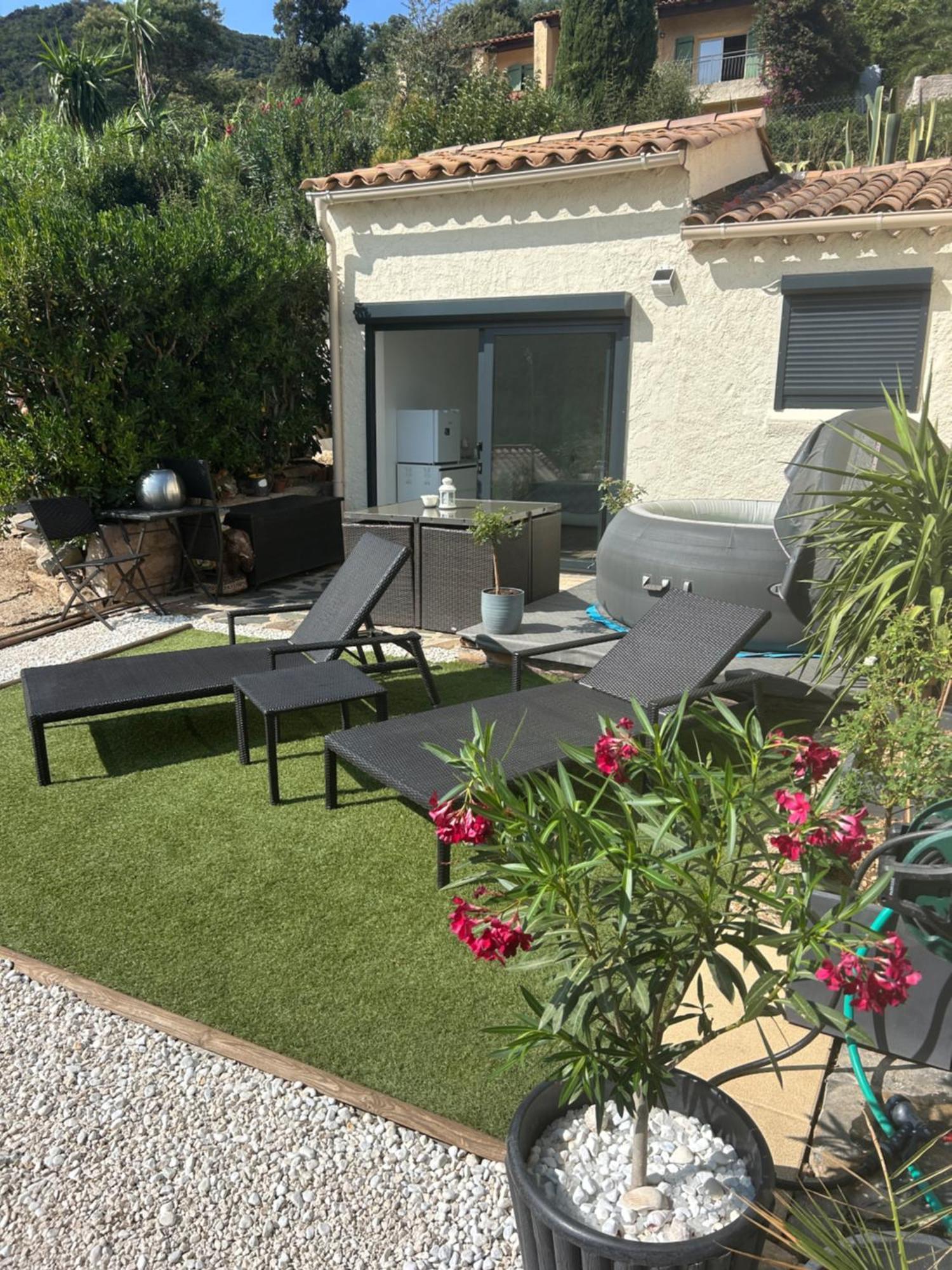 Belle Chambre Privee Avec Le Jardin Privatif Et Le Jacuzzi Cavalaire-sur-Mer Buitenkant foto